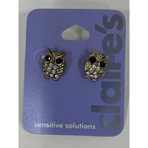 New Clarie's Gold Rhinestone Owl Earrings. WA447